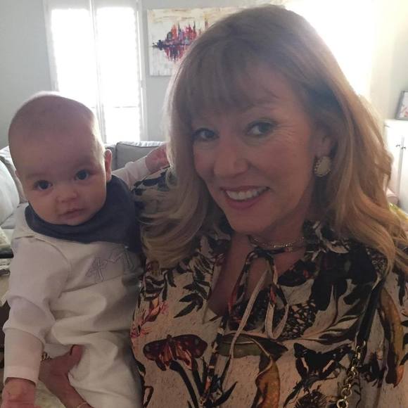 Meet your Posher, Dawn - Picture 1 of 1